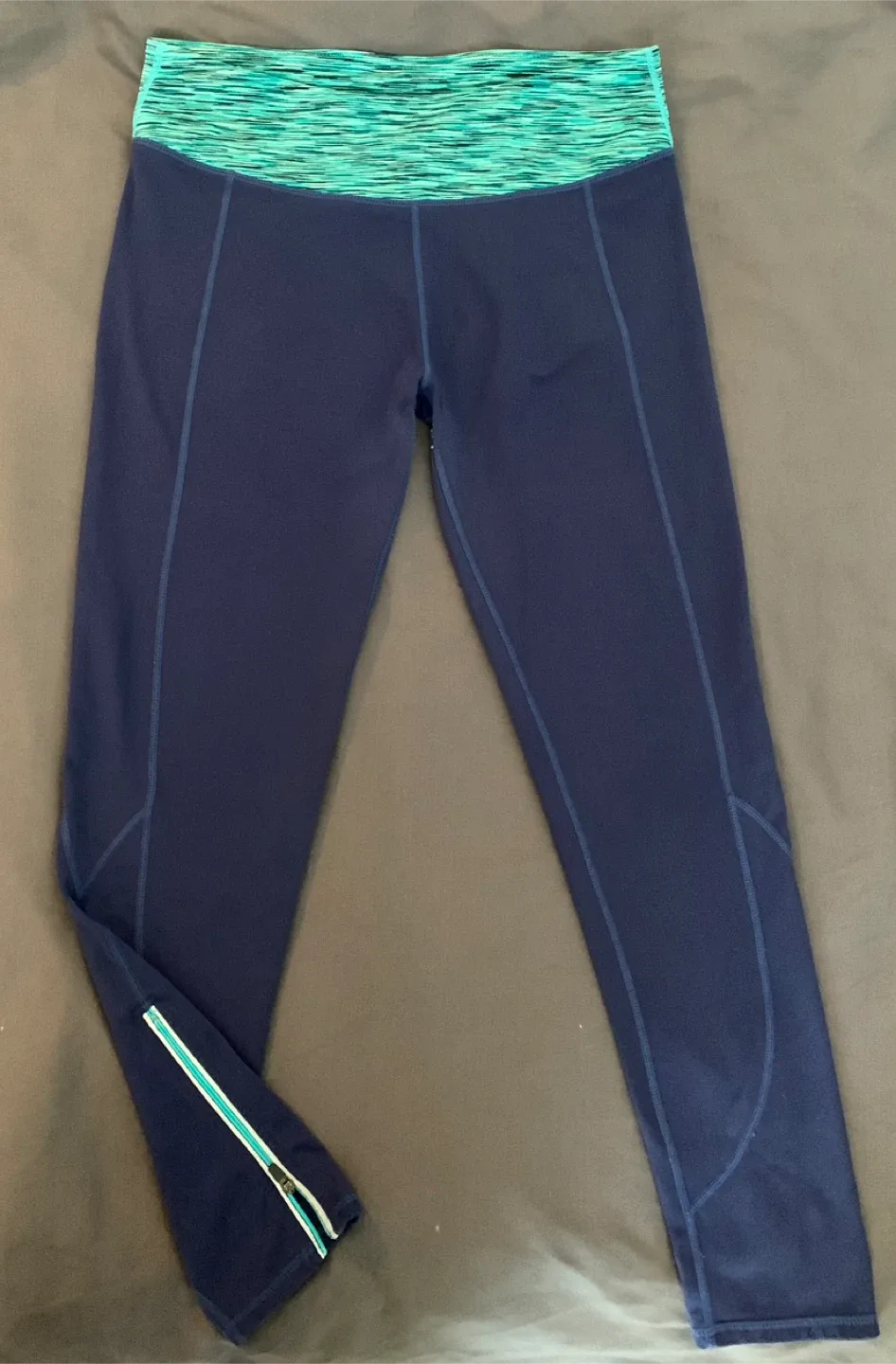 $5 Activewear Clothing image indicator(2)