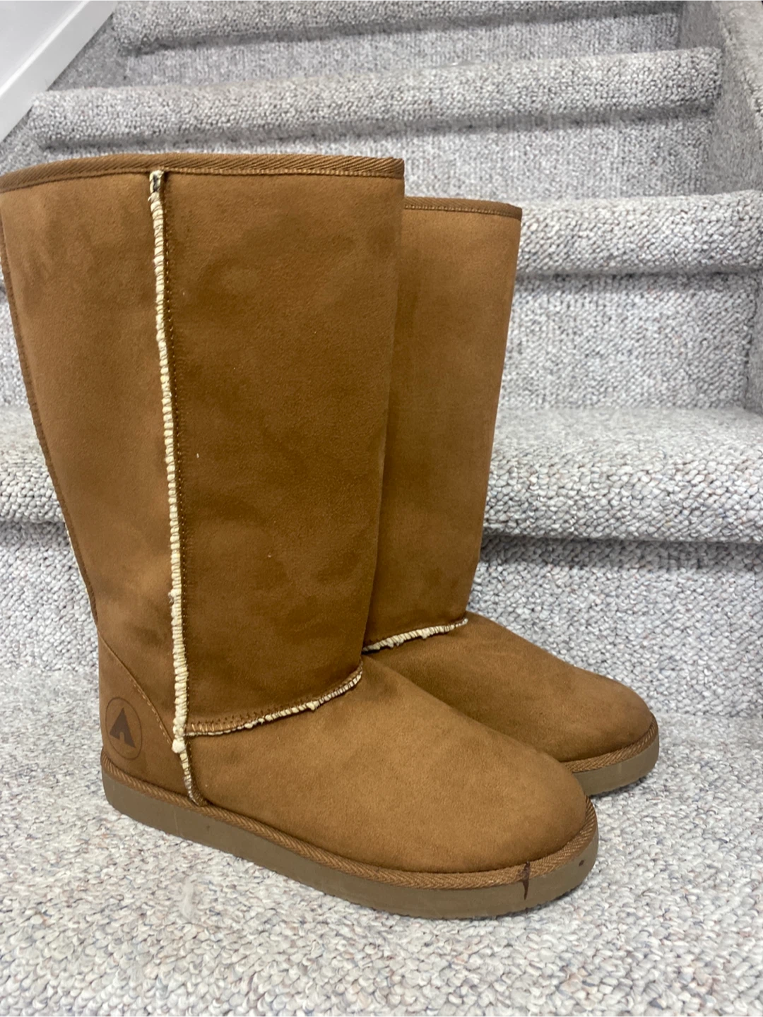 Cougar Brown Suede Winter Boots - photo 2