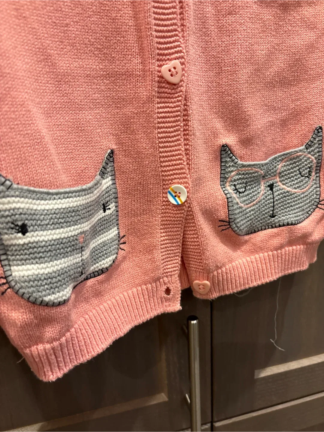 Size 9 -10 pink Cardigan image indicator(2)