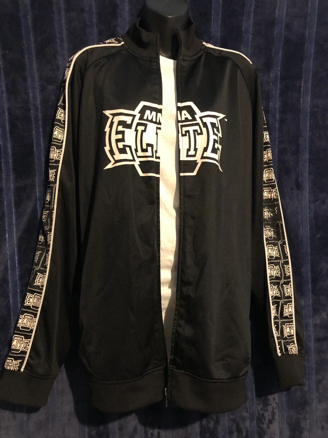 MMA Elite Black Track Jacket image indicator(2)