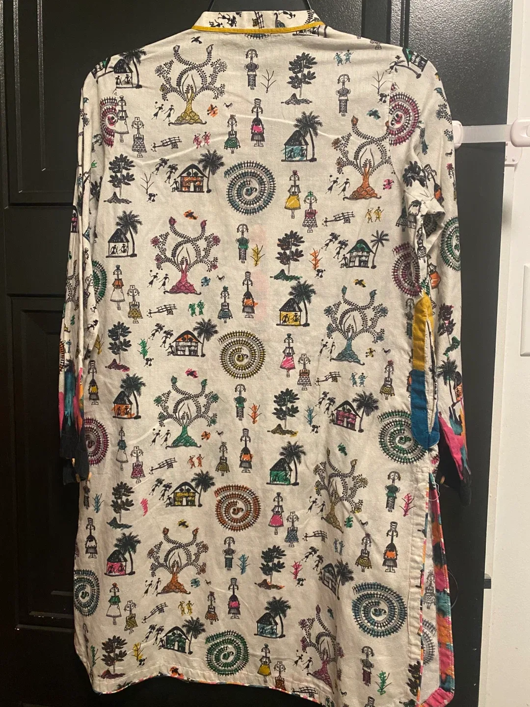 Sapphire XS Printed Kurti image indicator(2)