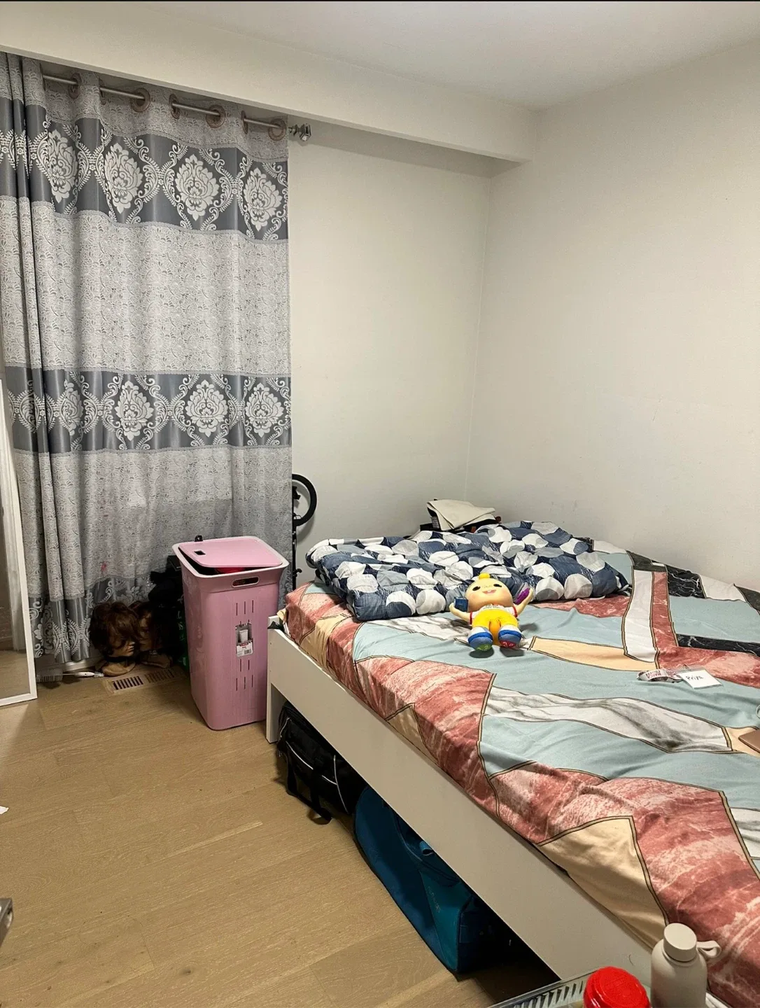 1 Bedroom for rent image indicator(2)