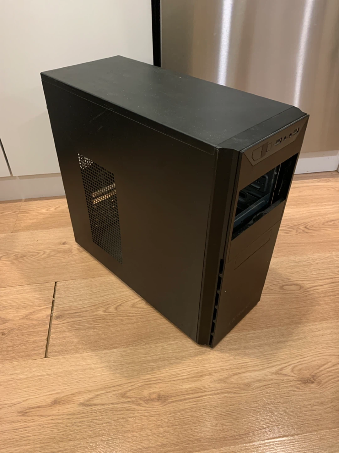 Antec Black PC Case - photo 4