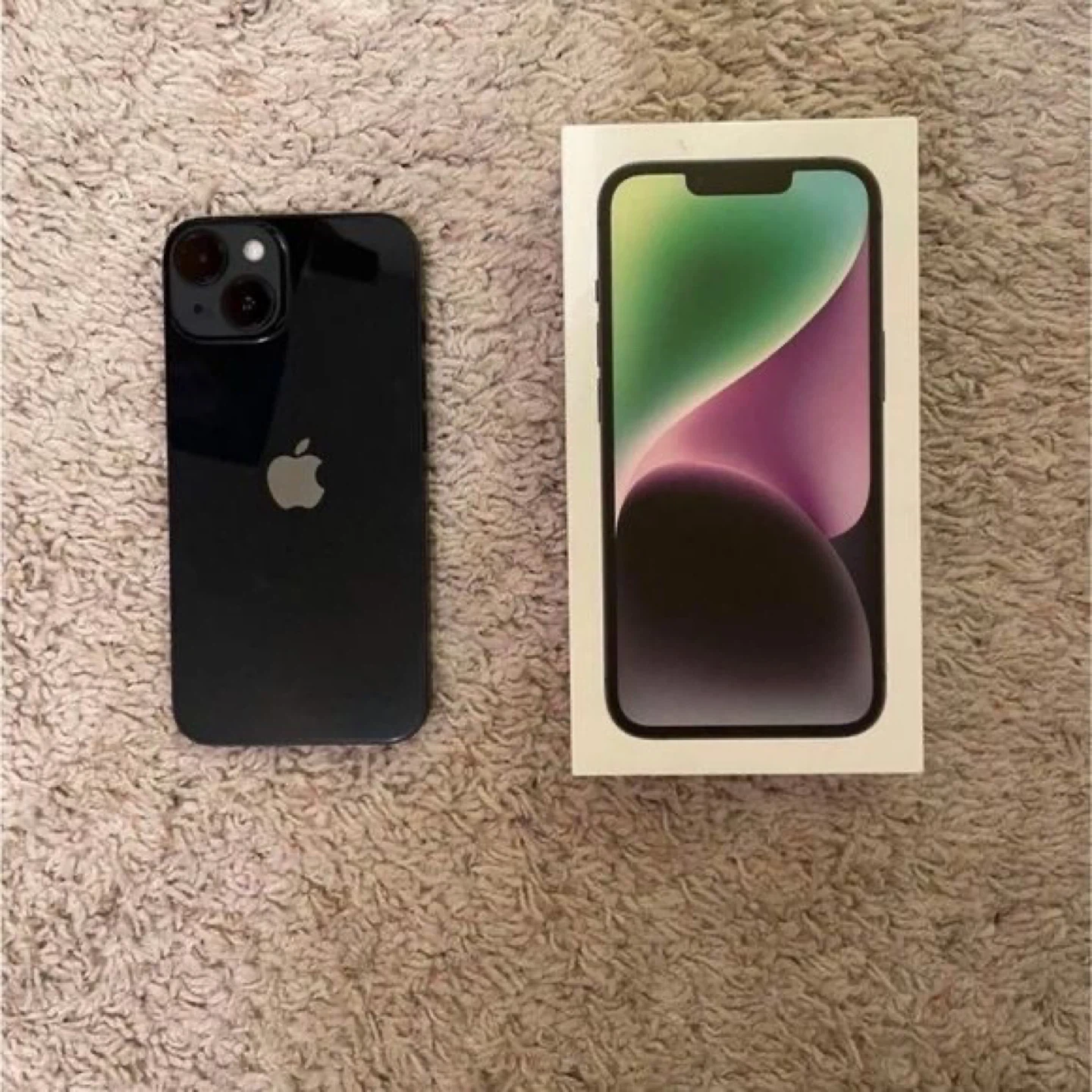 Apple iPhone 14 - Black