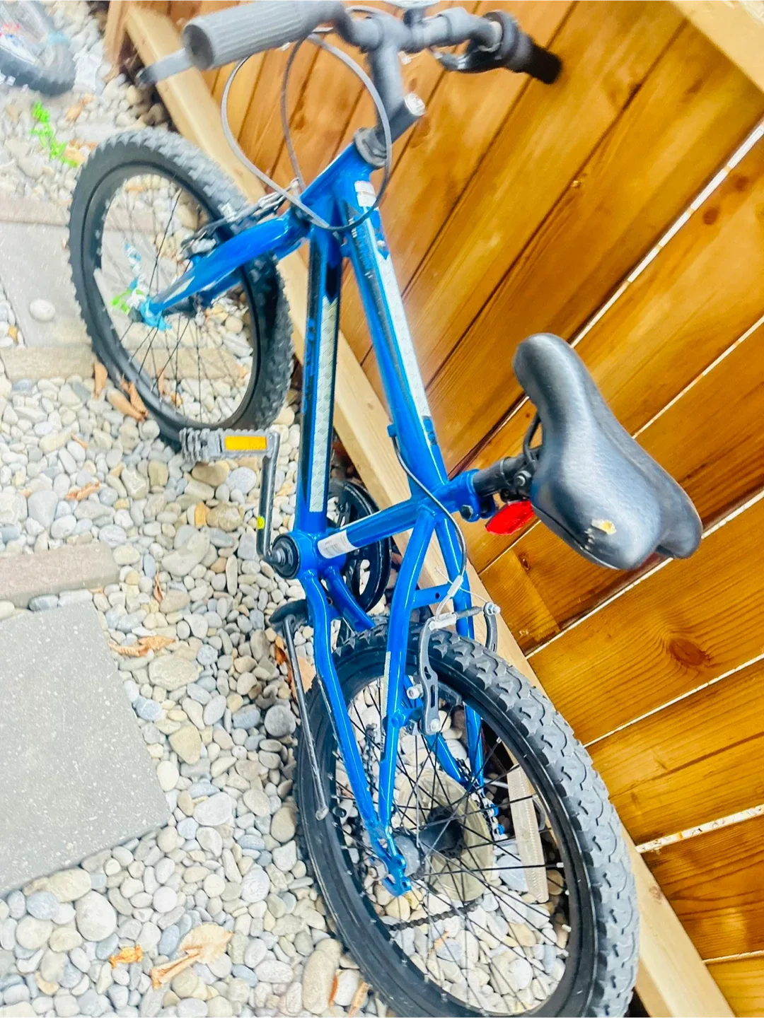 Mattress and Kids Toys image indicator(5)