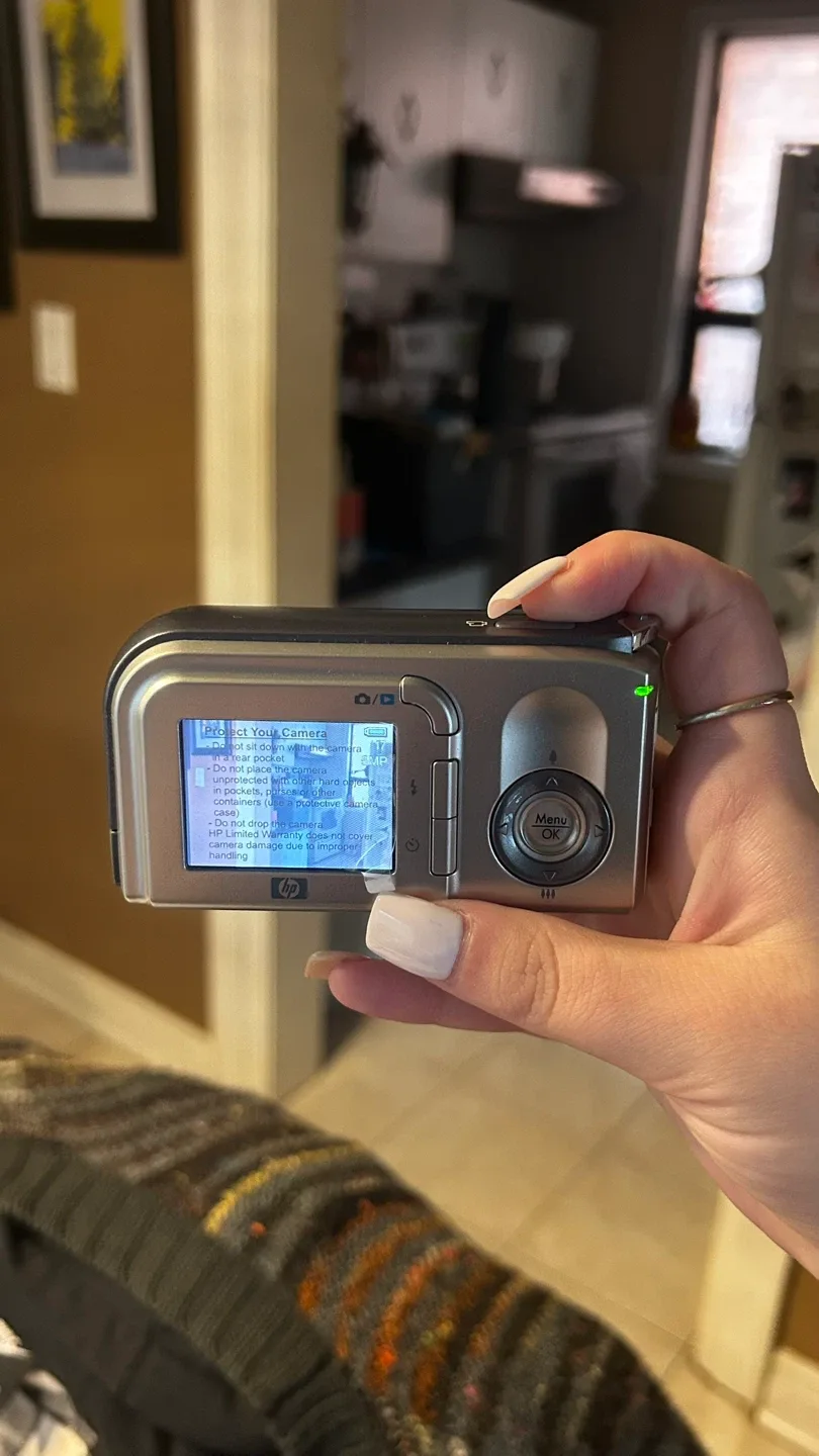 HP Photosmart E327 5.0 Megapixels Digital Camera image indicator(6)