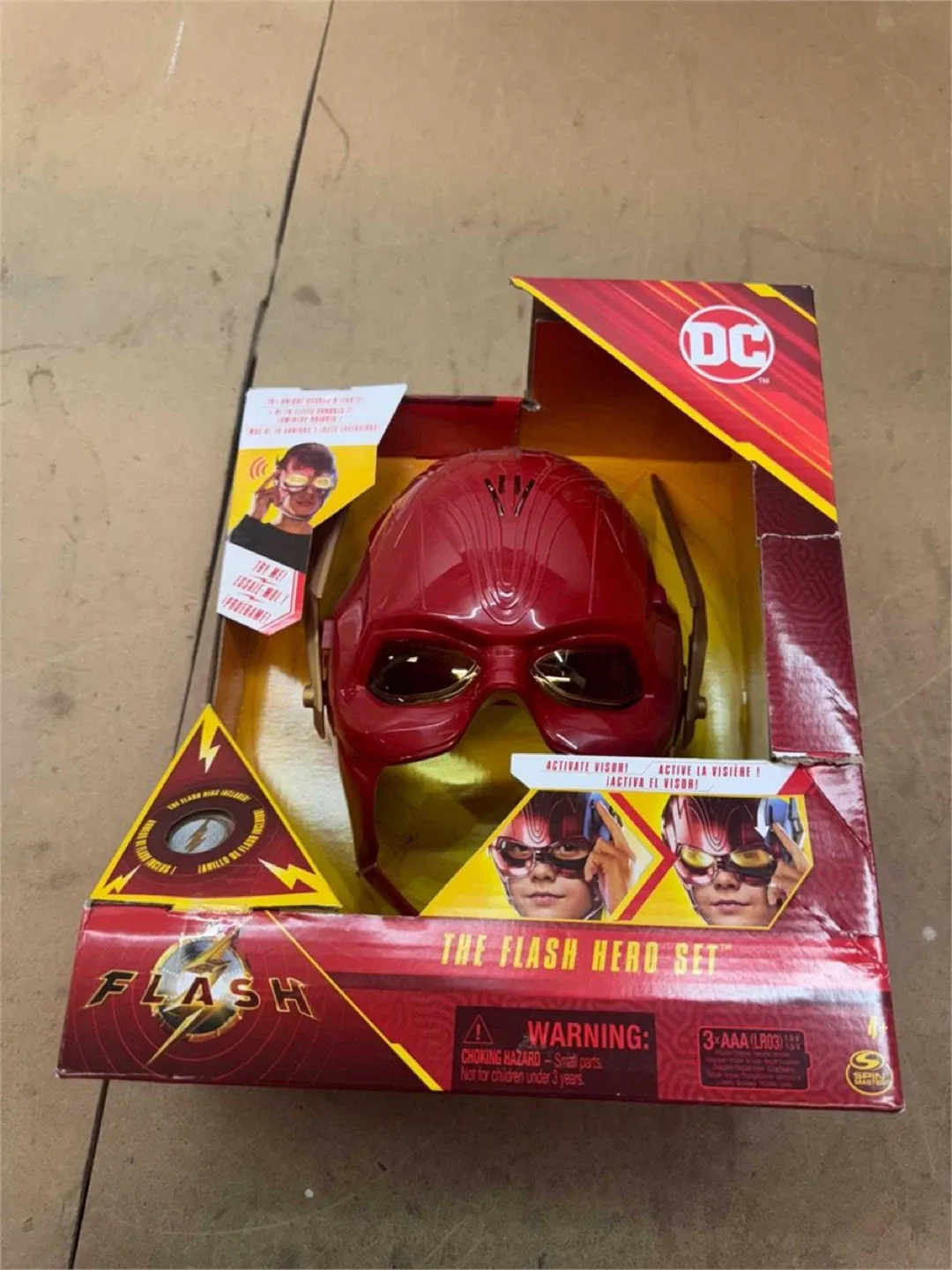 New DC The Flash Hero Set image indicator(2)