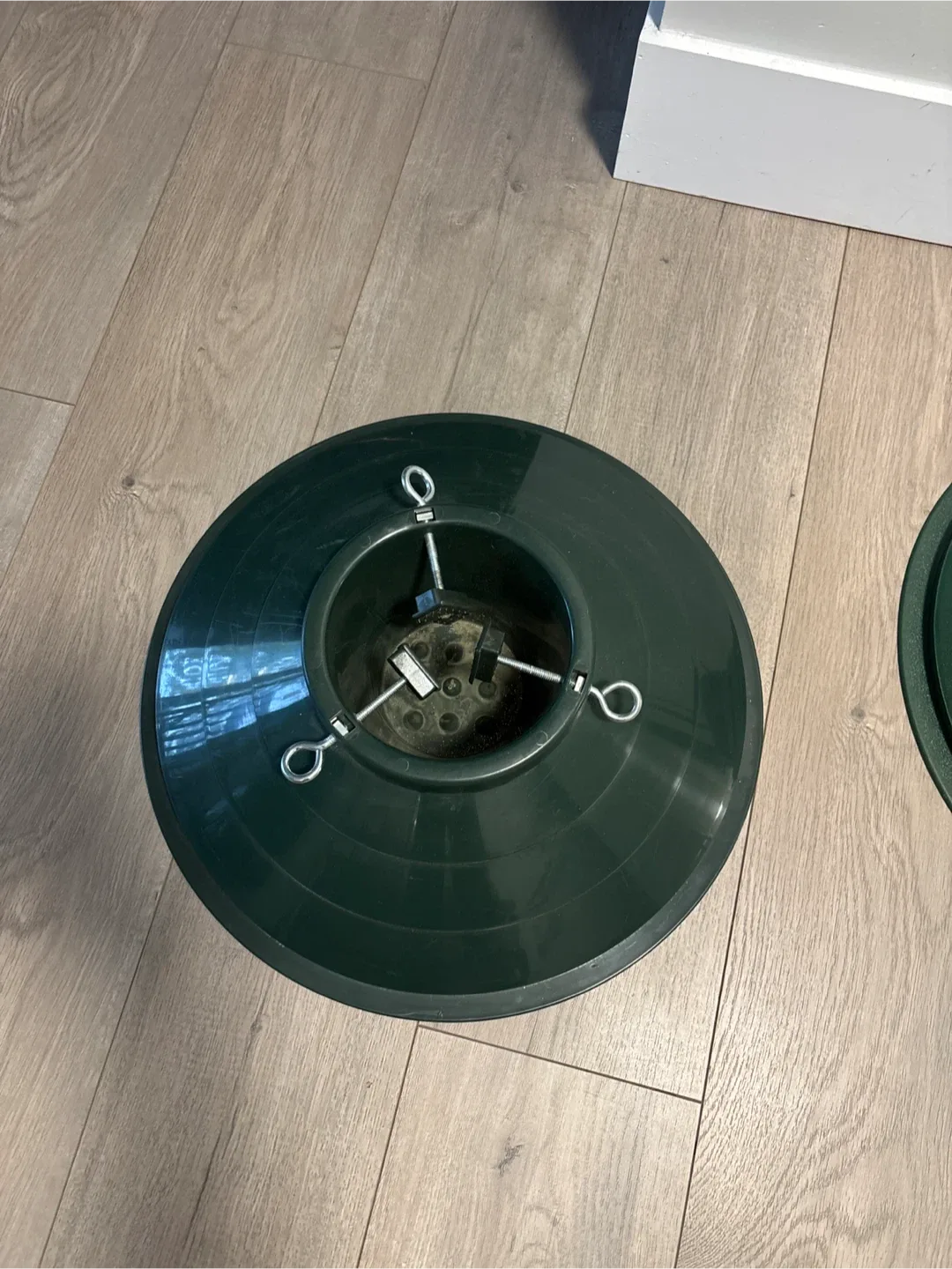 Two Christmas Tree Stand - Green image indicator(6)