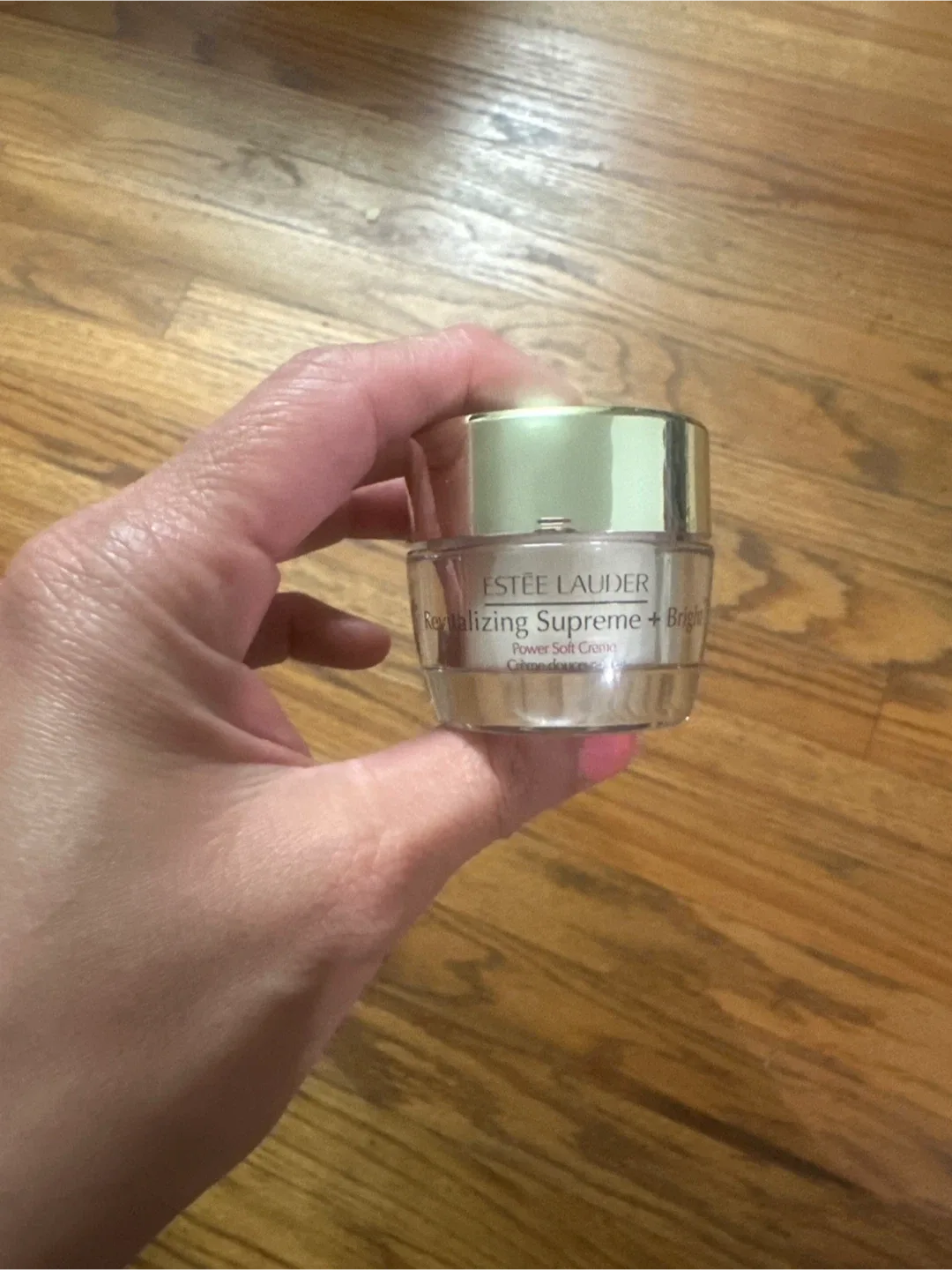 Estée Lauder Revitalizing Supreme+ Bright Power Soft Creme thumbnail
