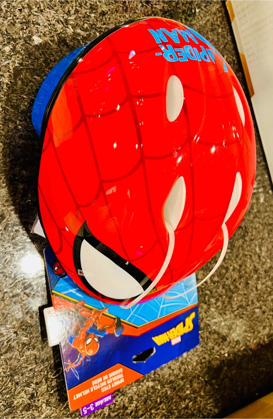 Kids' Bell Disney/Marvel Bike Helmet, Ages 3-5 image indicator(2)