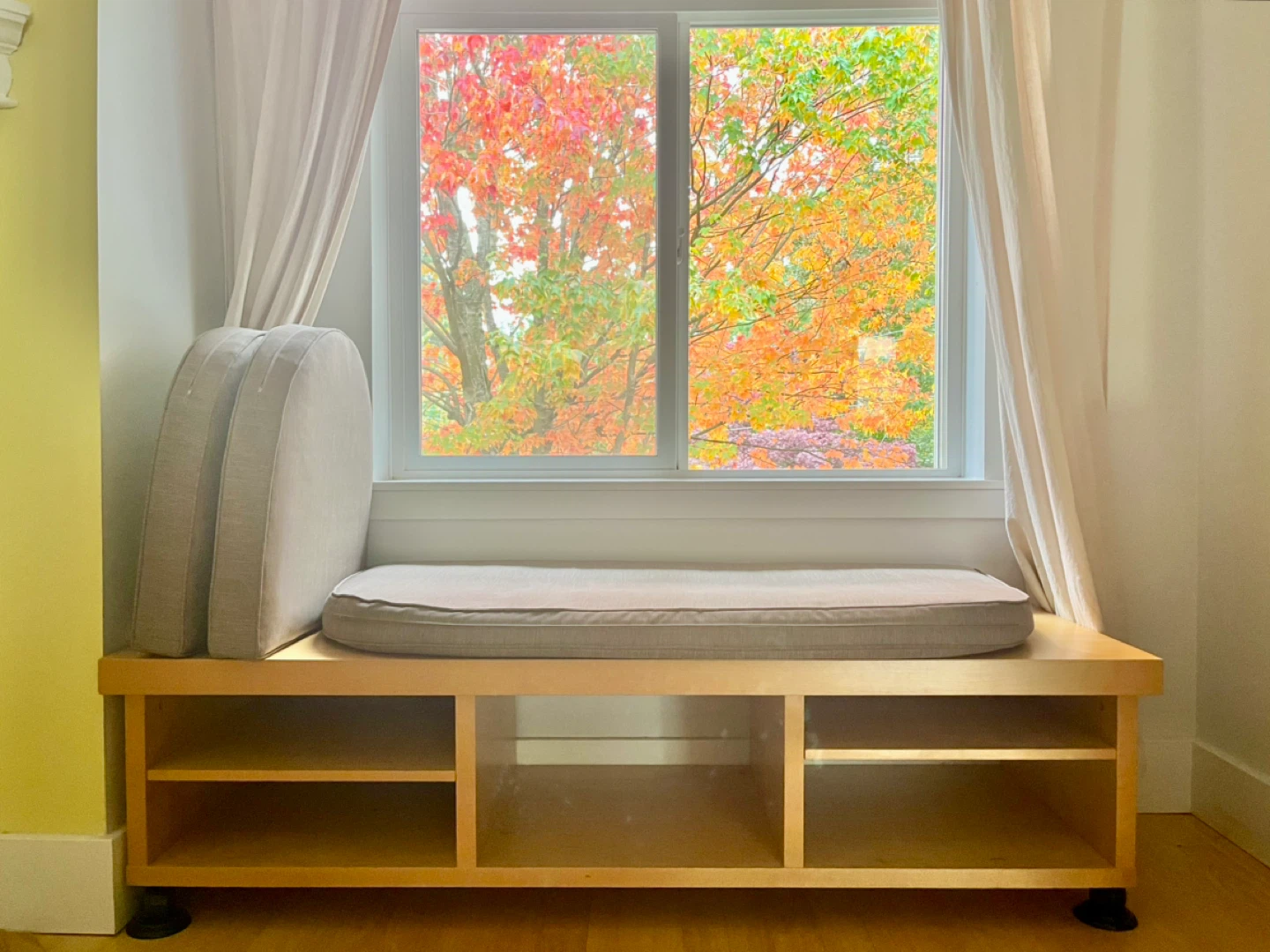 FREE Open Shelf Unit (Great condition)