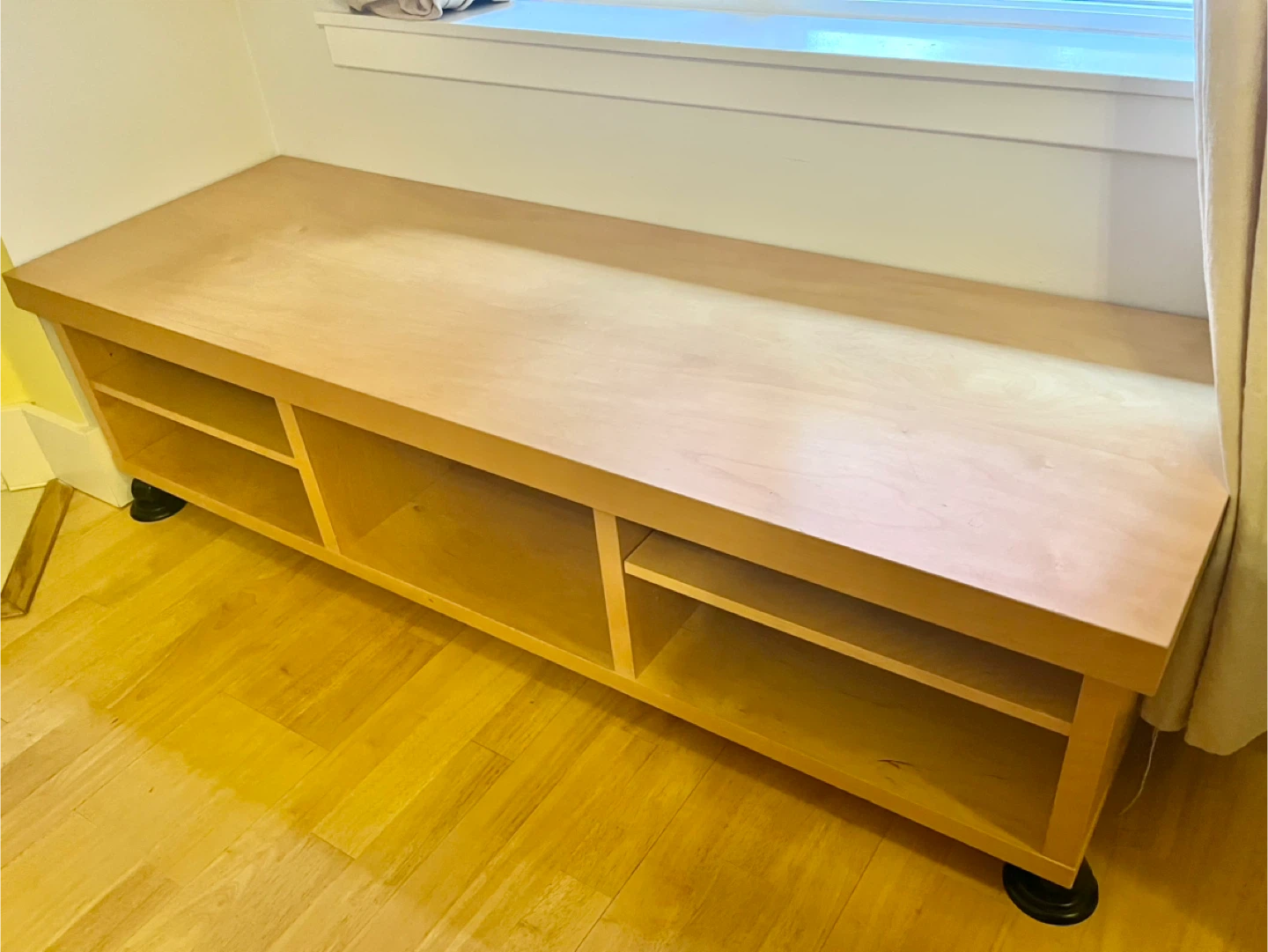 FREE Open Shelf Unit (Great condition) - photo 4