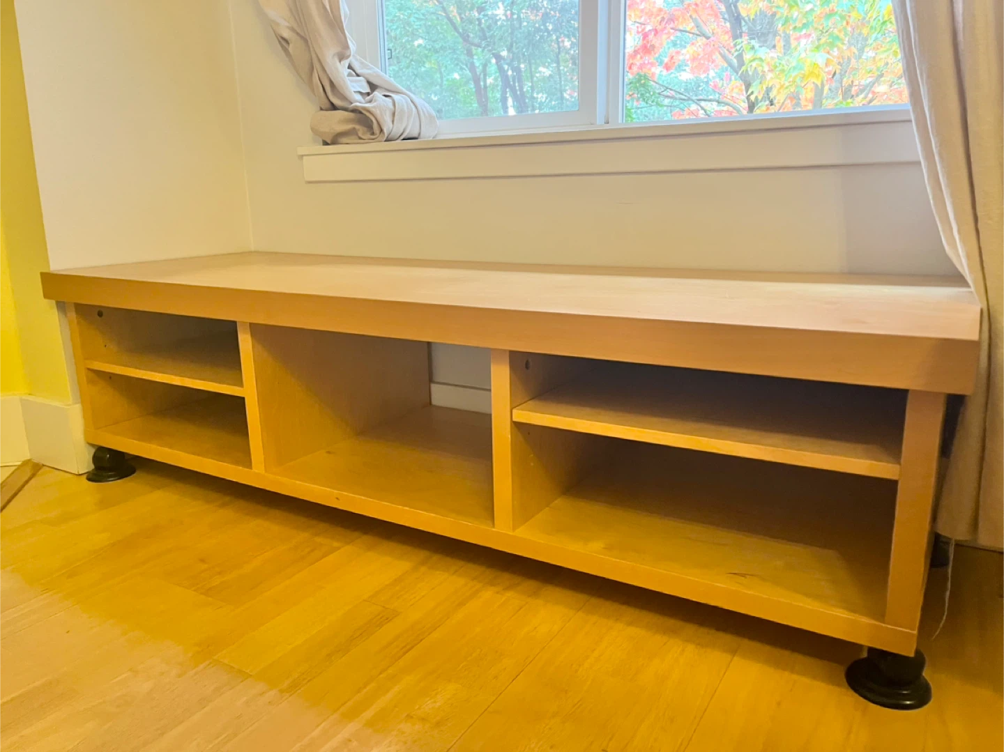 FREE Open Shelf Unit (Great condition) - photo 5