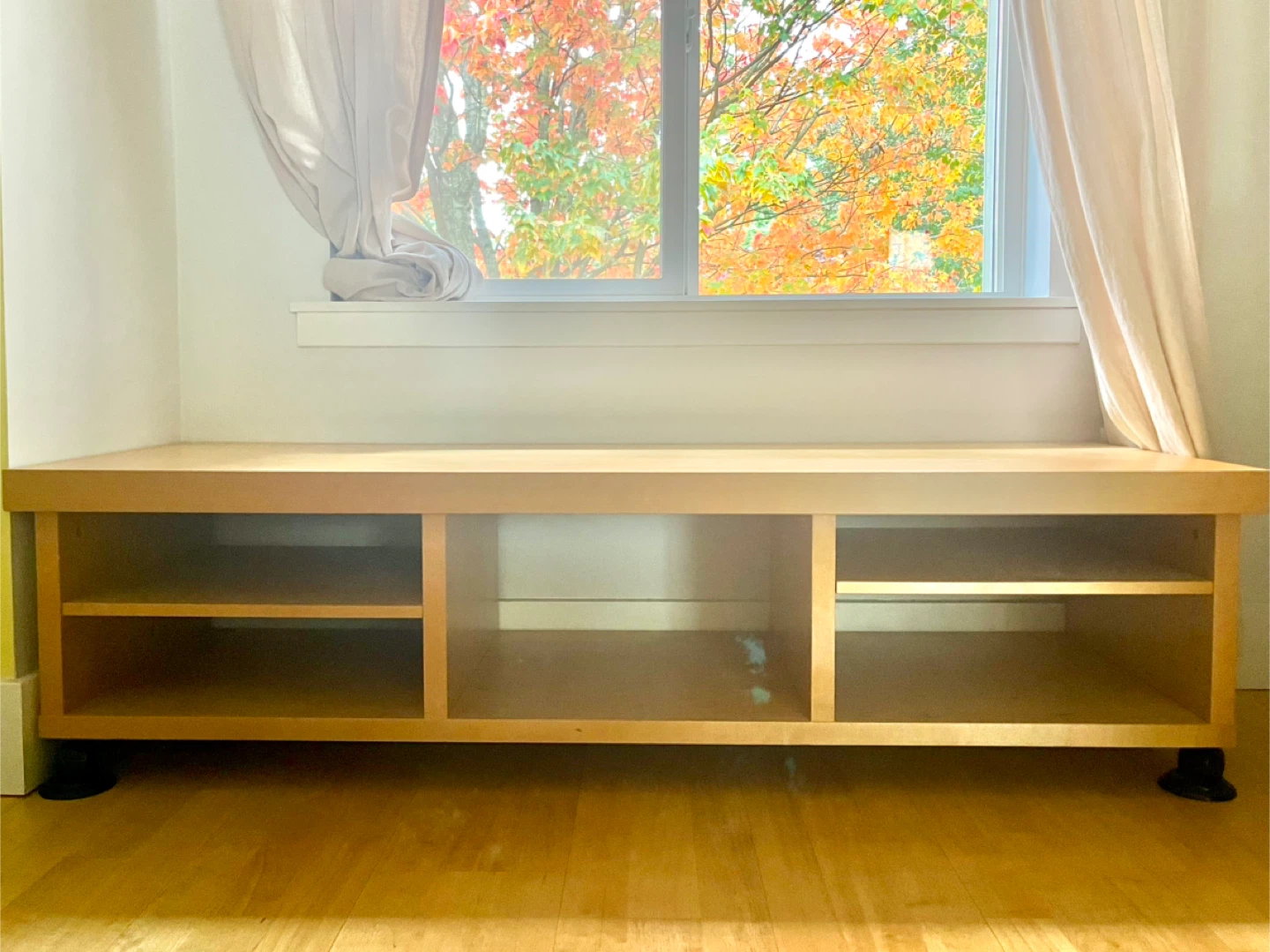 FREE Open Shelf Unit (Great condition) - photo 3