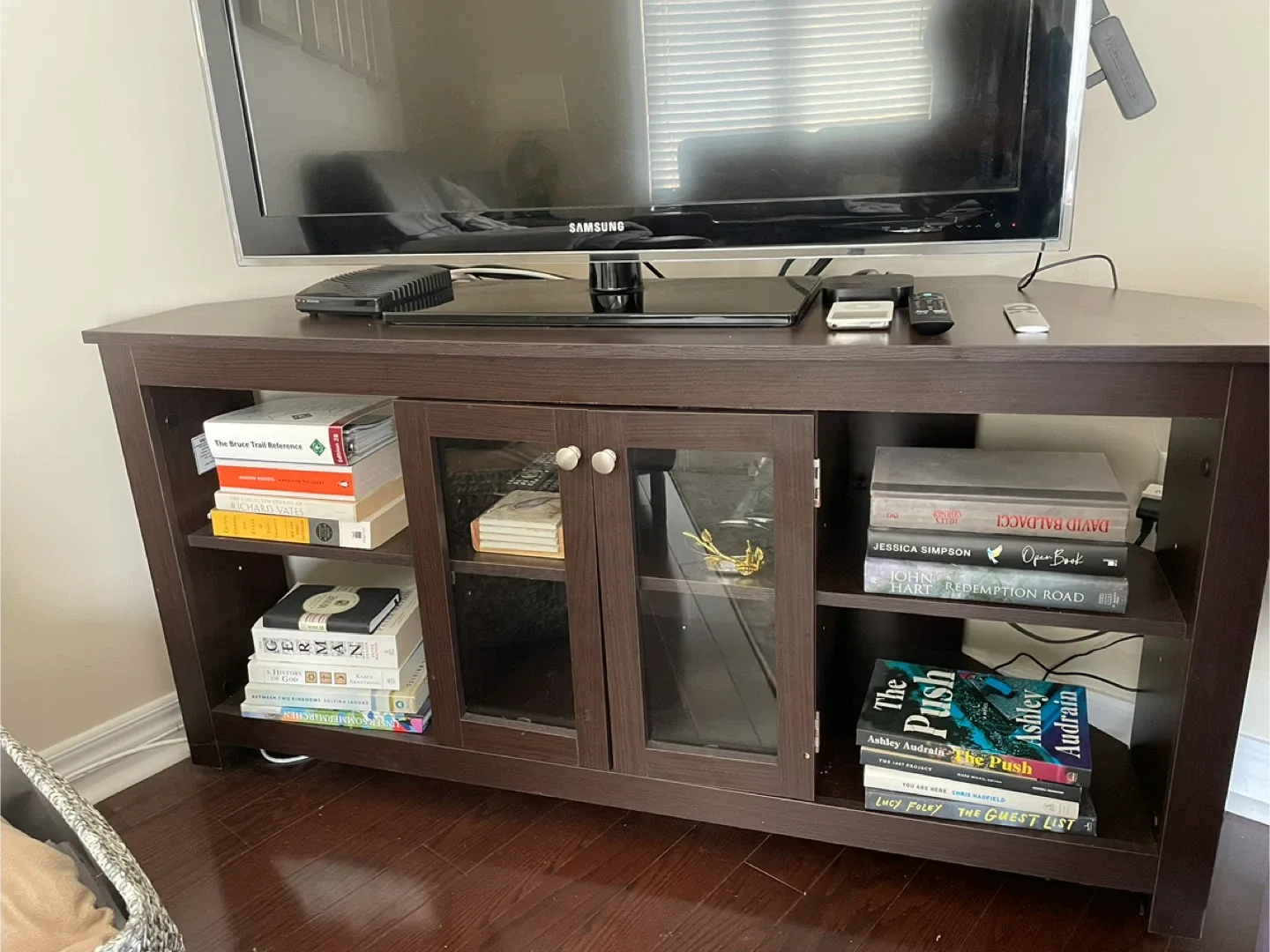 Dark Brown Corner TV Stand image indicator(2)