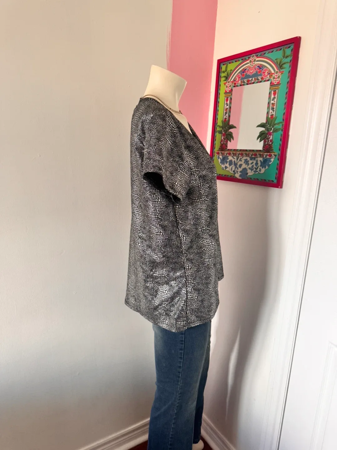 Short Sleeve Snakeskin Top image indicator(3)