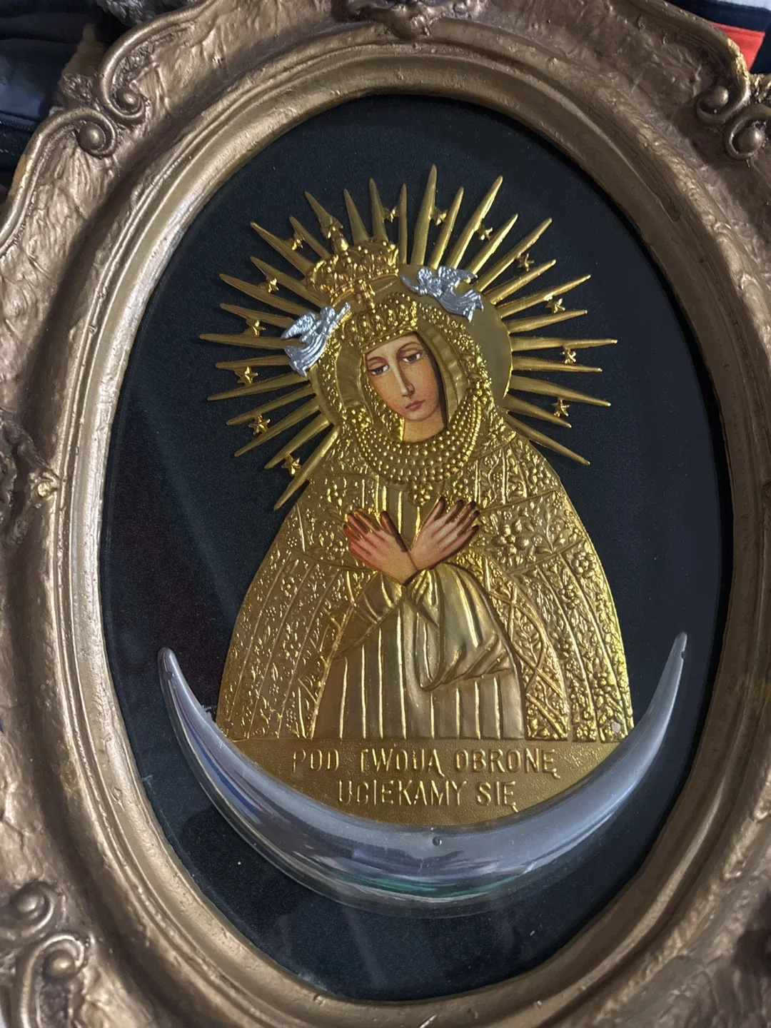 Blessed mother in a wood frame antique. thumbnail