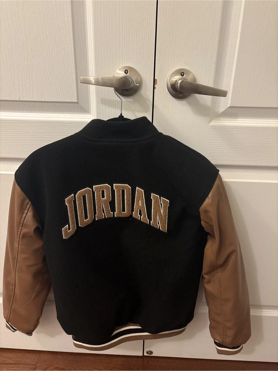 Jordan Kids' Varsity Jacket - Size L (12-13 yrs) - photo 2
