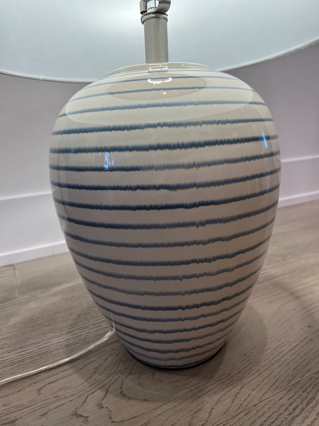 Modern Ceramic Table Lamp – Blue Stripe Design, Brand New - photo 2