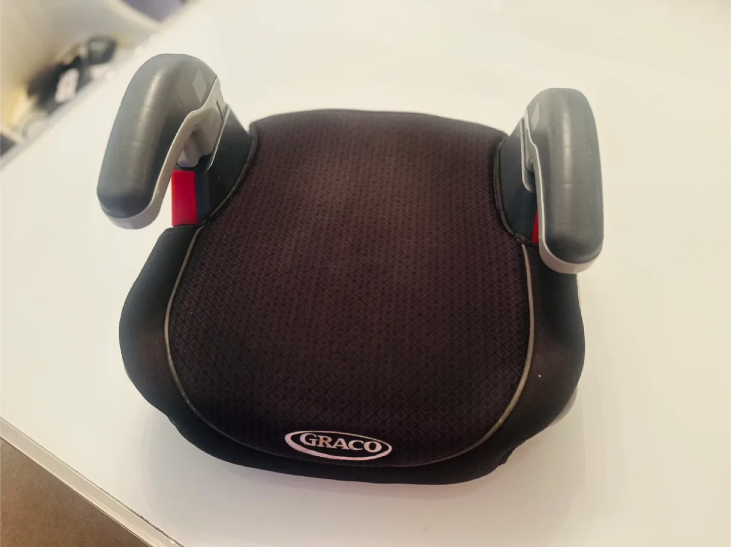 Graco Backless Booster Seat image indicator(2)