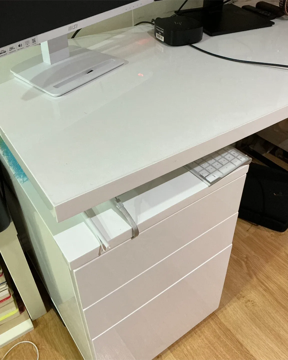 Furniture and Interior Items image indicator(3)