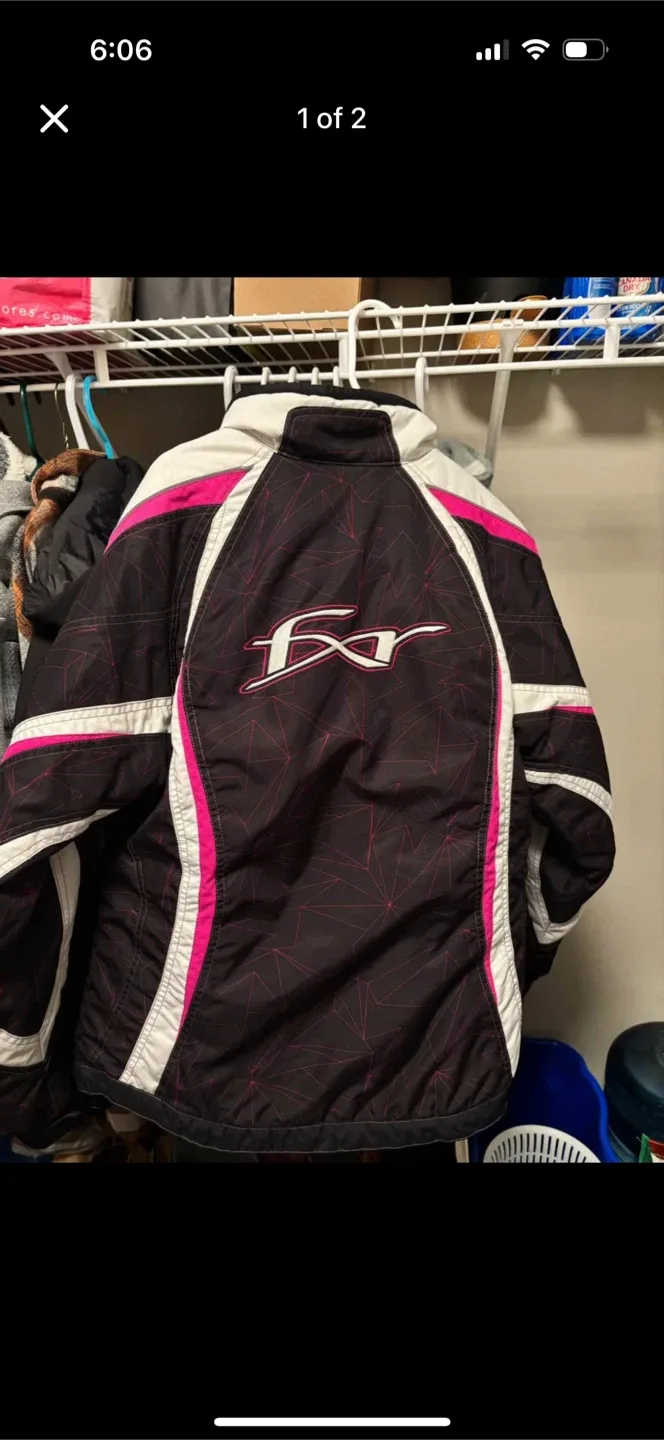 Women’s FXR winter jacket image indicator(2)