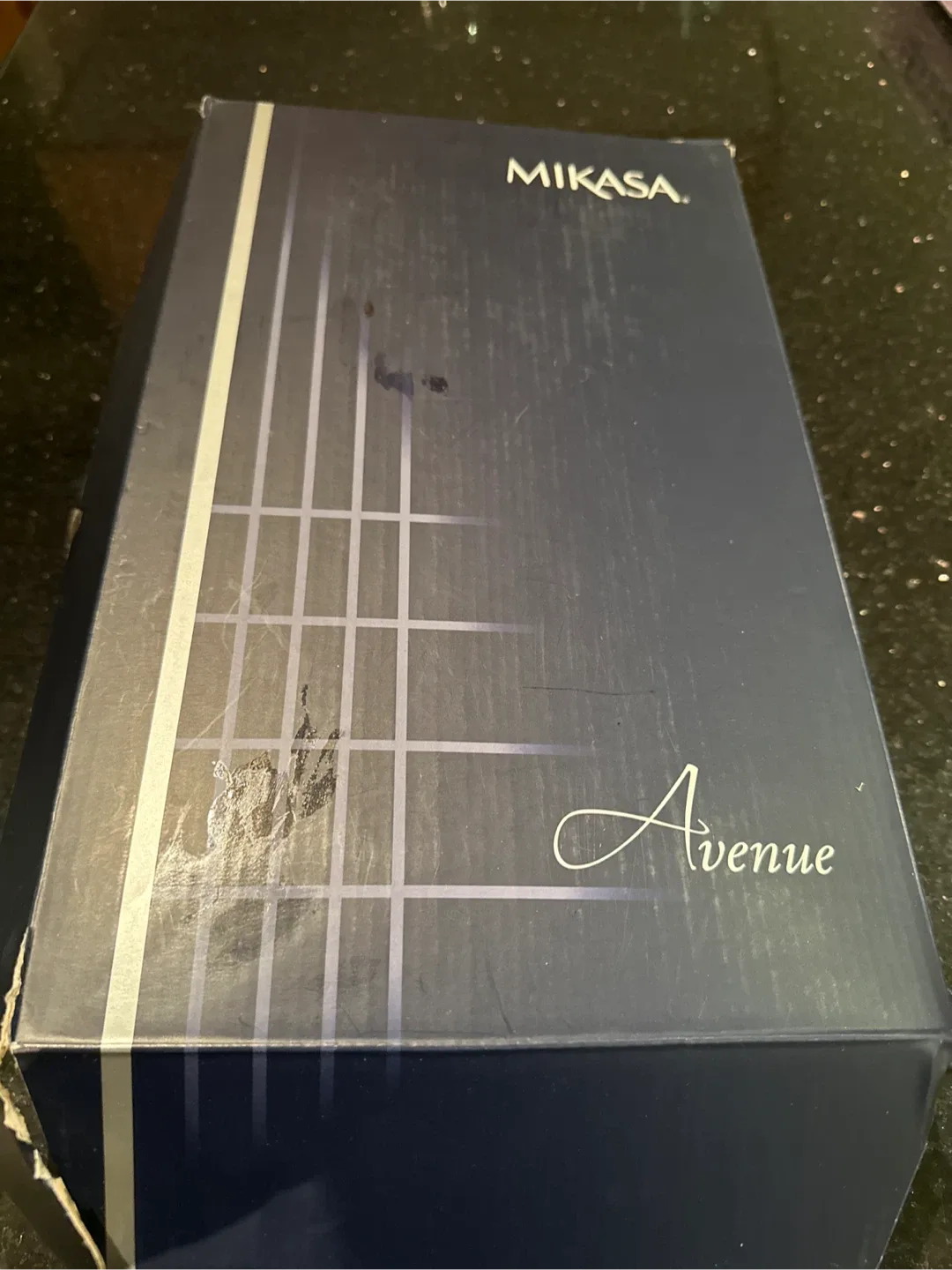 Mikasa Avenue Champagne Flutes, Set of 2, New in Box thumbnail