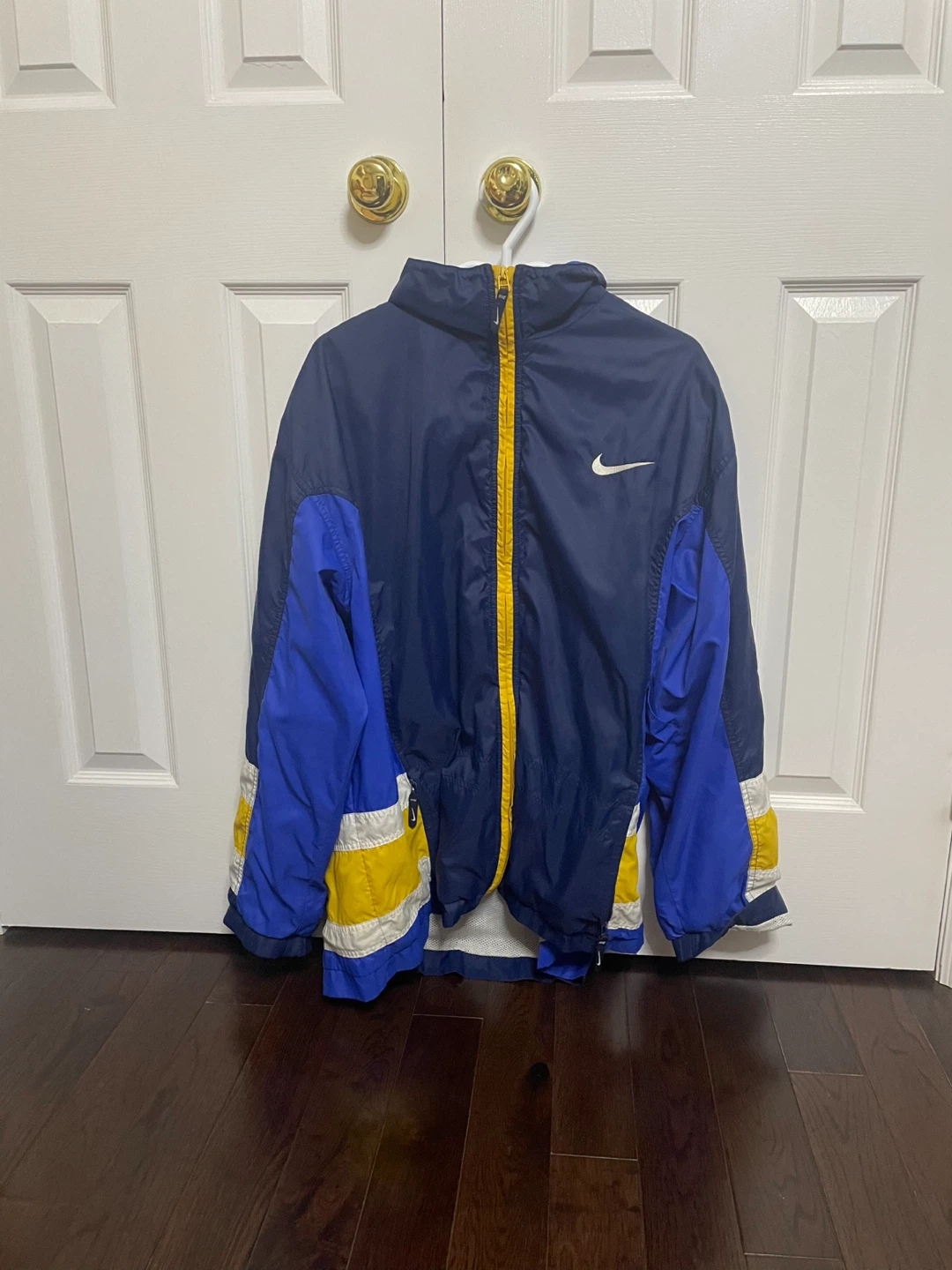 Vintage 90s Nike windbreaker