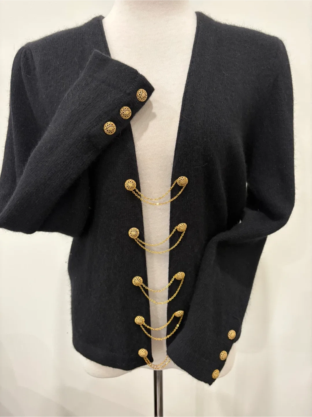 L'ULTIMA Designer Vintage Collection Black Cardigan Size M image indicator(6)