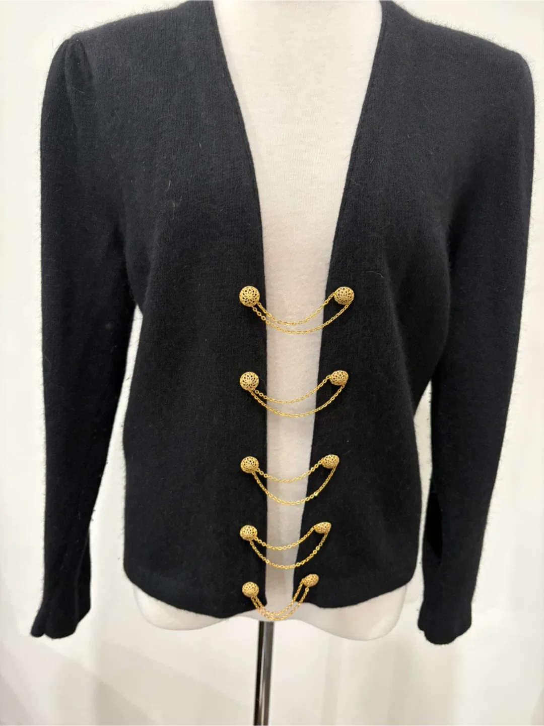 L'ULTIMA Designer Vintage Collection Black Cardigan Size M image indicator(9)