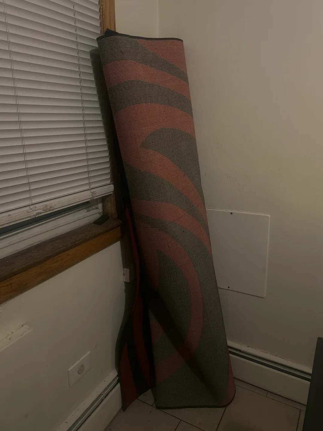 Black and red rug thumbnail