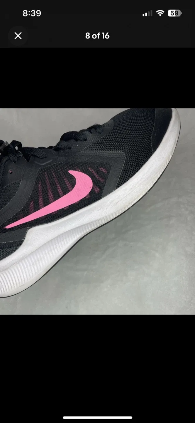 Nike Downshifter 12 Black/Pink Size US 5Y image indicator(4)