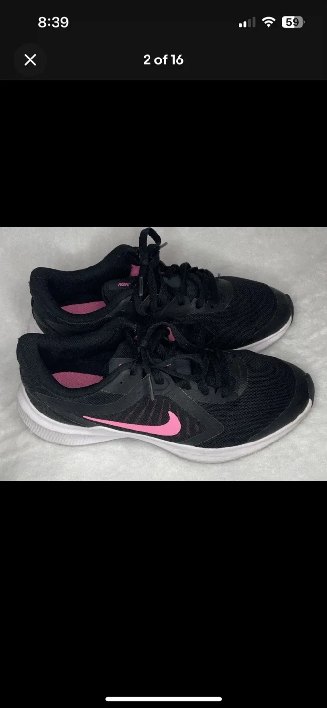 Nike Downshifter 12 Black/Pink Size US 5Y image indicator(8)
