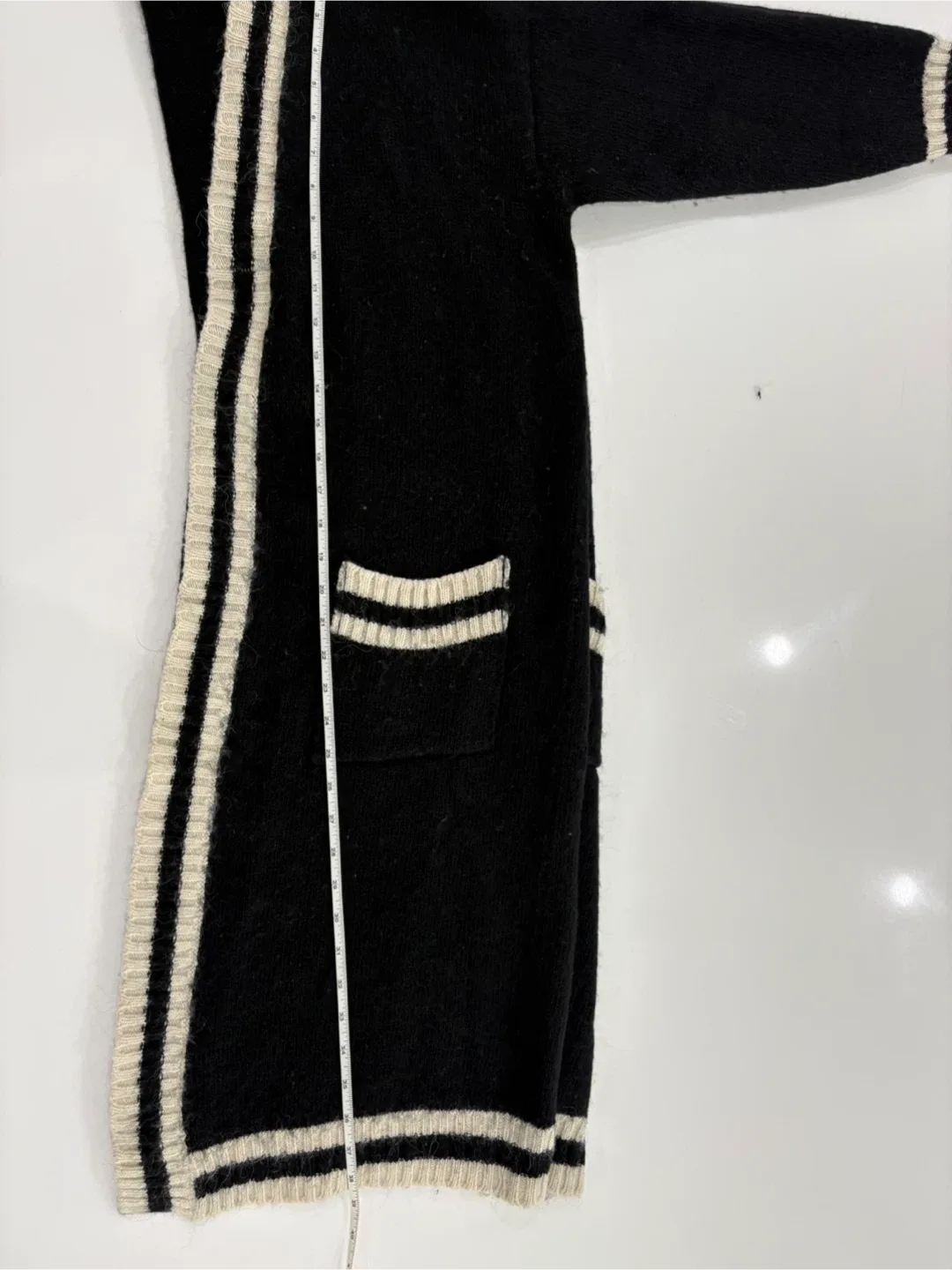 VICOLO Black & White Knit Cardigan image indicator(8)