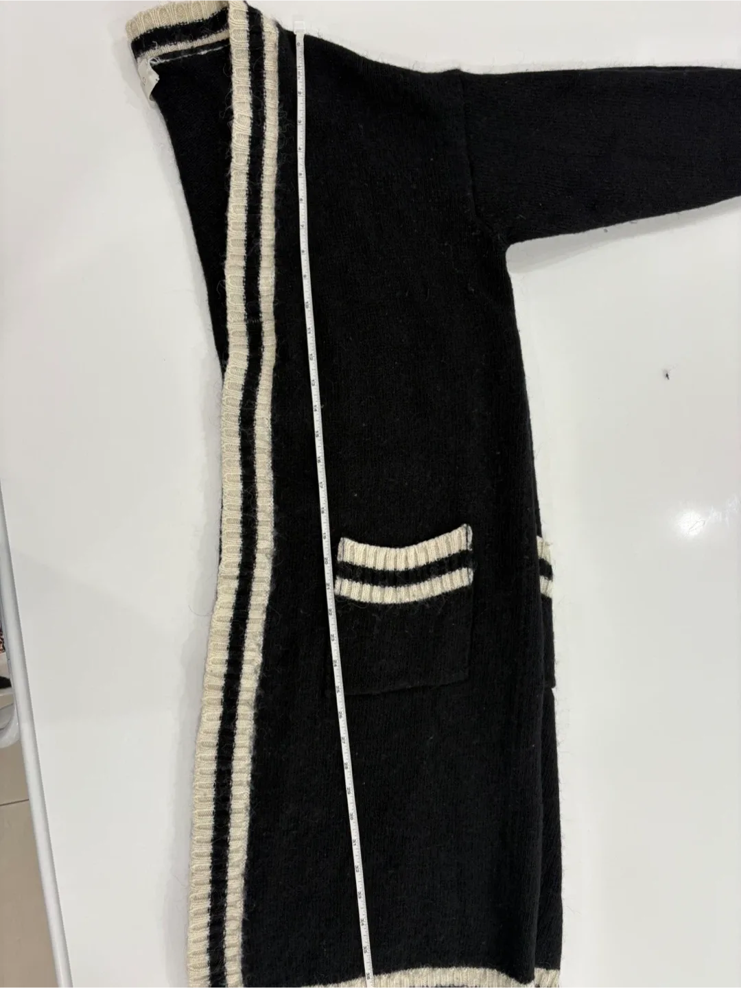 VICOLO Black & White Knit Cardigan image indicator(9)