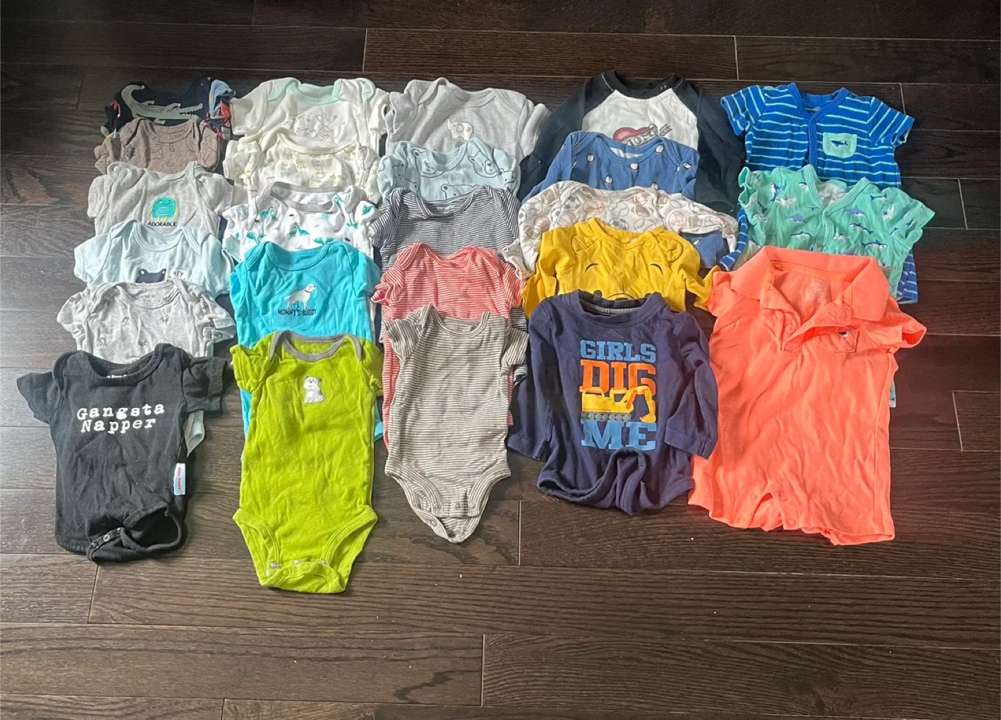 Baby boys 50+ clothes bundle image indicator(2)