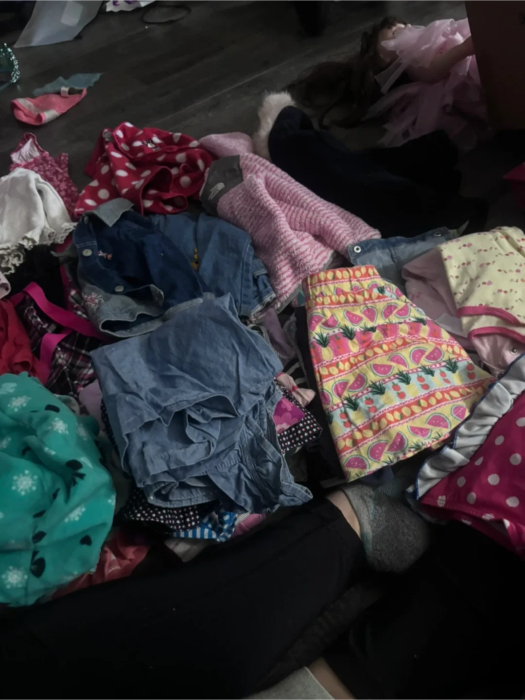 Girls clothes size 18-24 months image indicator(2)