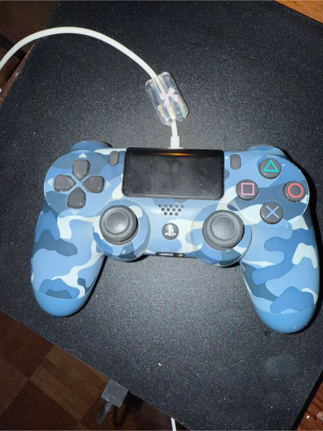 PlayStation 4 (PS4) Blue Camo Controller thumbnail
