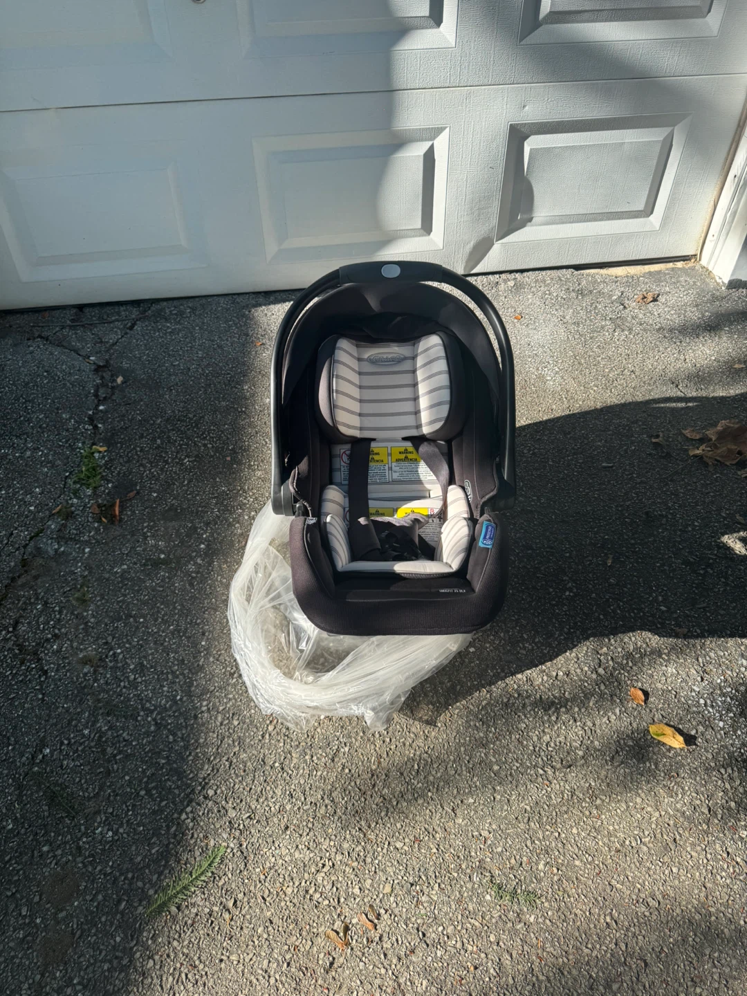 Graco Infant Car Seat - photo 3