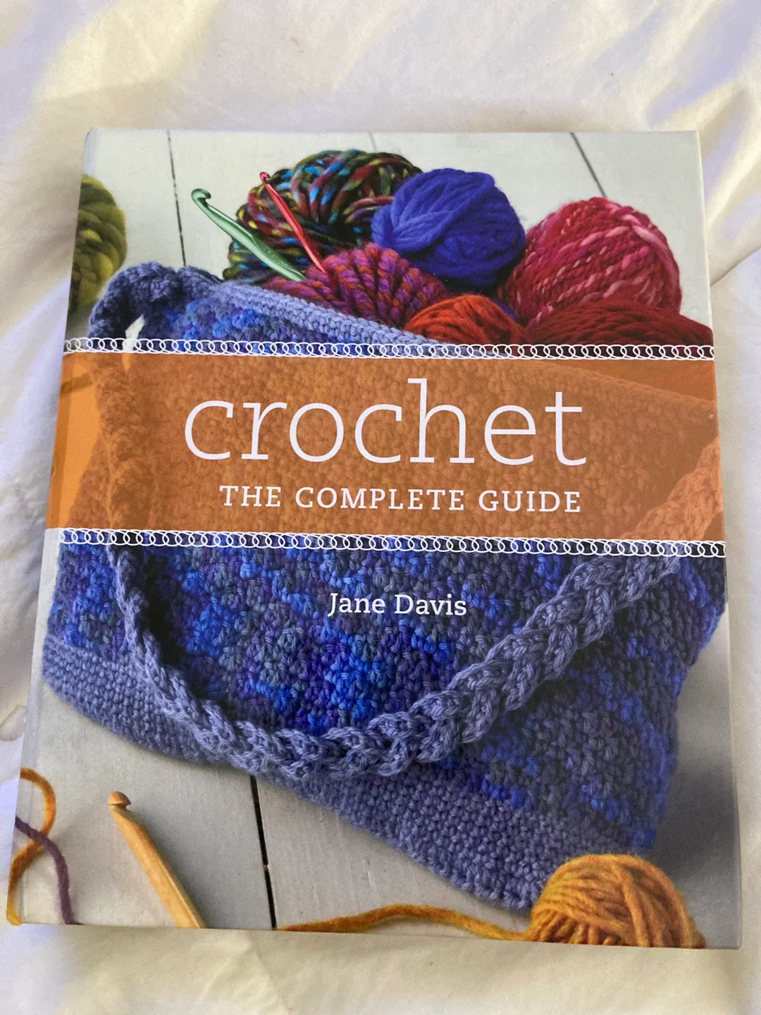 Crochet: The Complete Guide by Jane Davis thumbnail