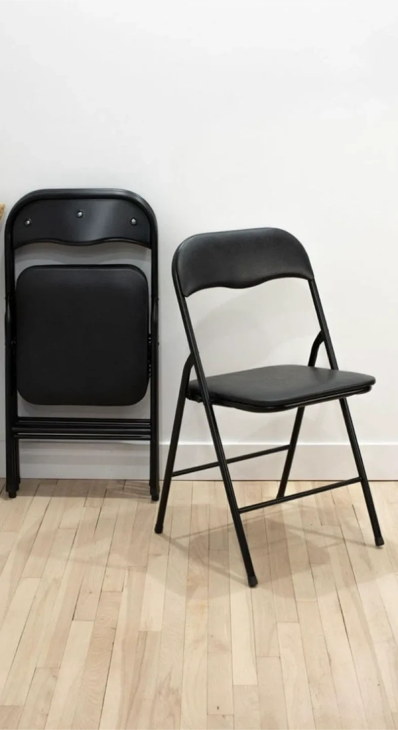 Black Folding Chair - Great Condition! image indicator(2)