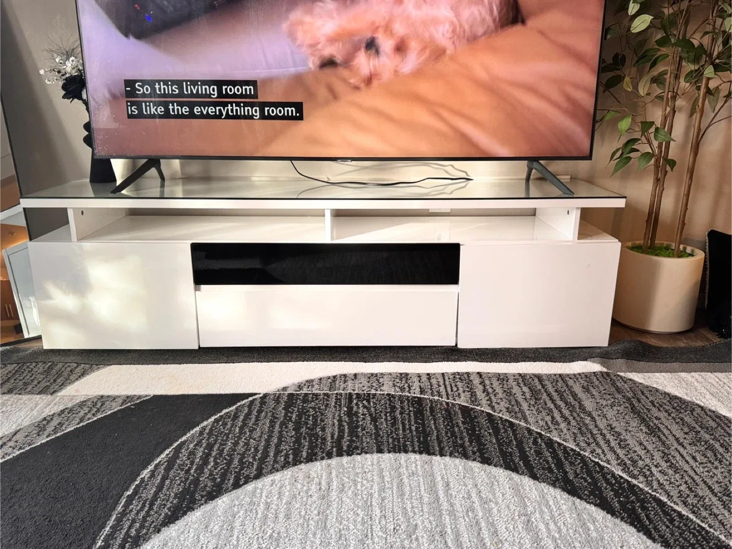 White TV Stand & Glass Coffee Table image indicator(2)