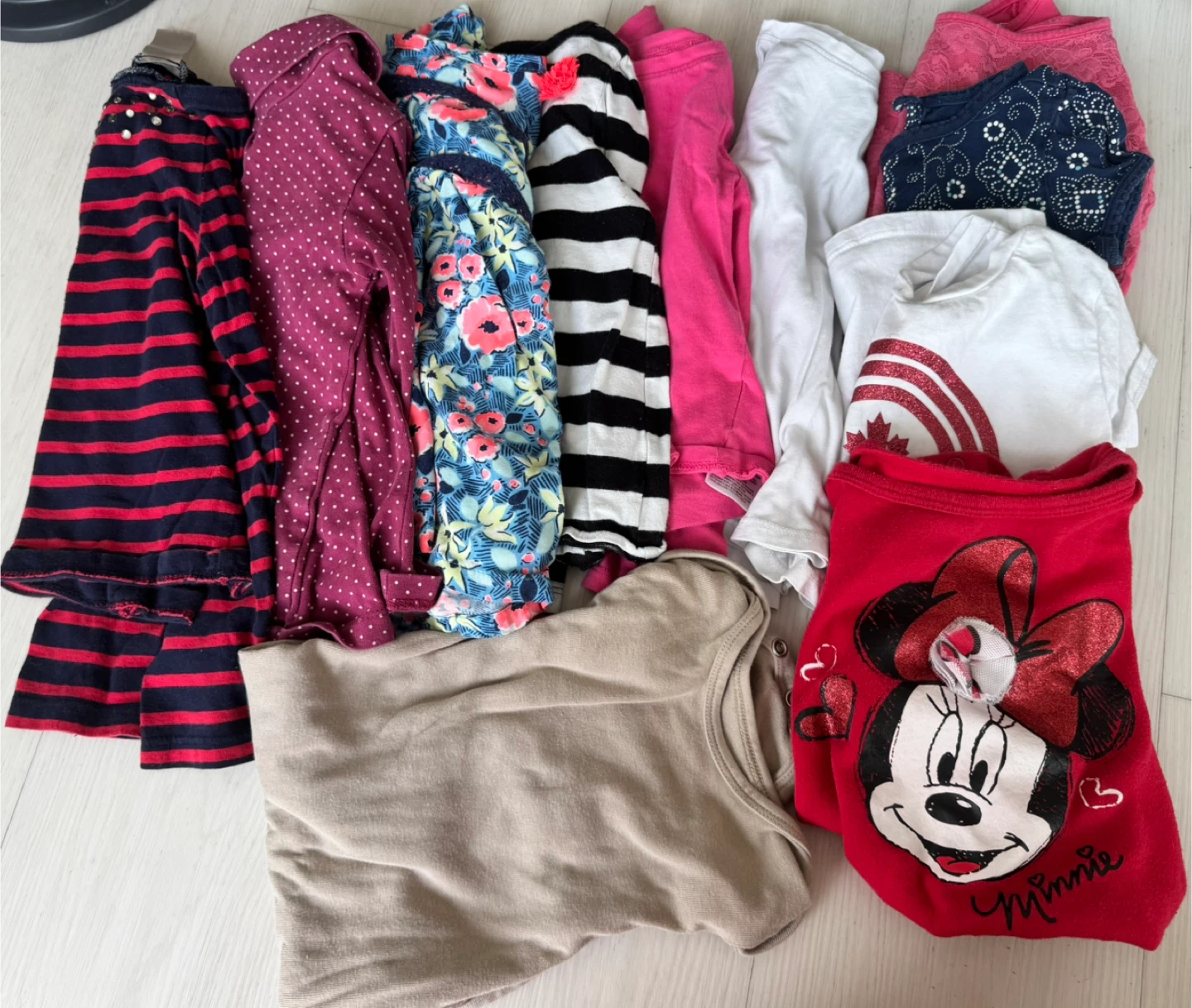 Toddler girls 2/3t clothing bundle