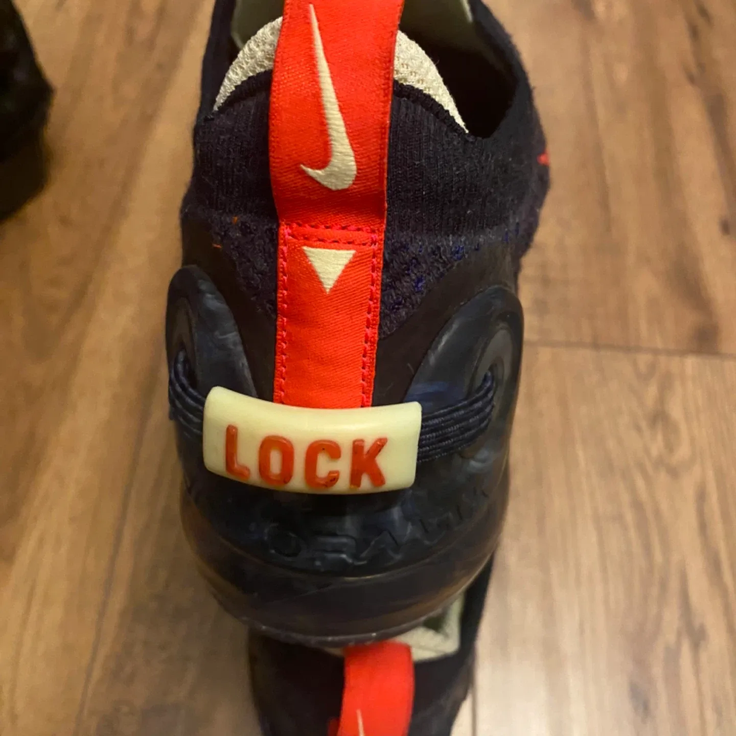 Nike Air Vapormax Flyknit 2020 Obsidian Blue Siren Red Volt image indicator(3)