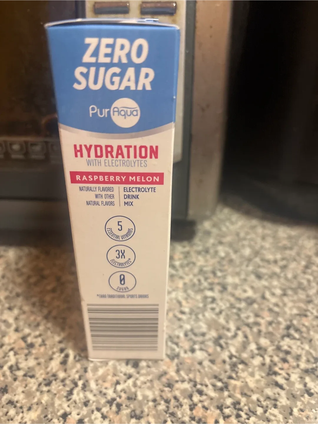 Pur Aqua Zero Sugar Hydration Raspberry Melon image indicator(2)