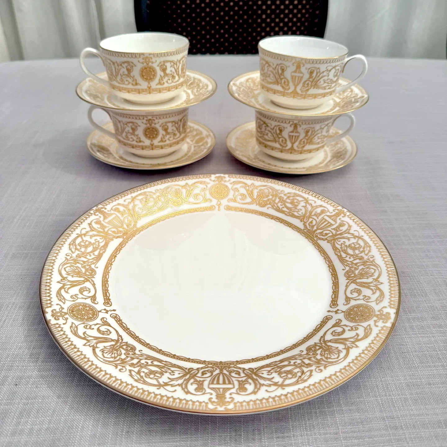 Royal Worcester Hyde Park set for 4 thumbnail