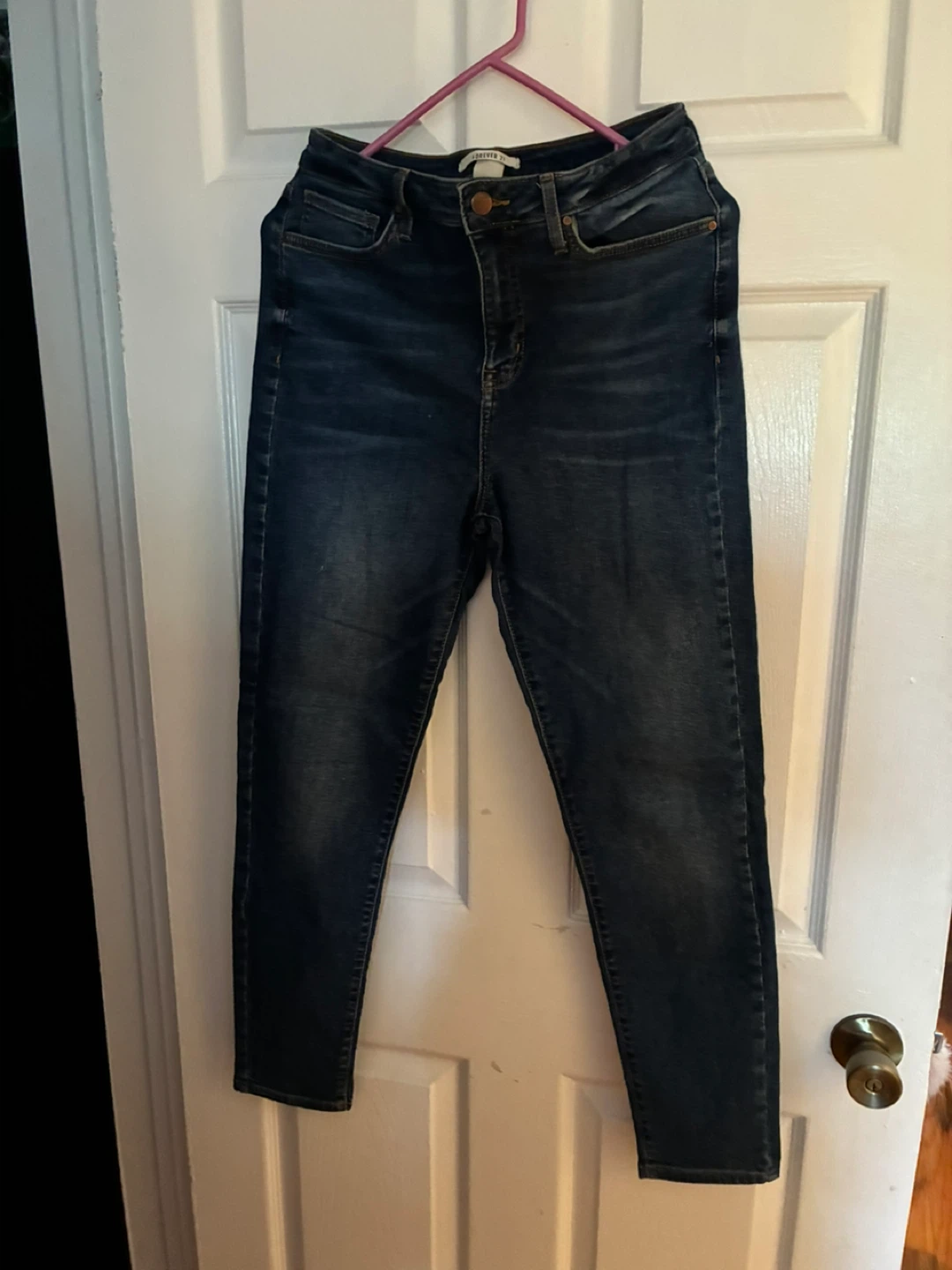 Forever 21 Dark Wash Skinny Jeans