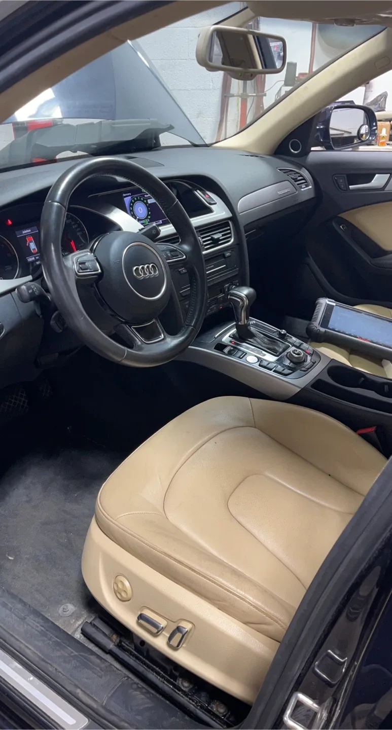 Audi A4 Sedan - Black Exterior, Beige Interior image indicator(2)