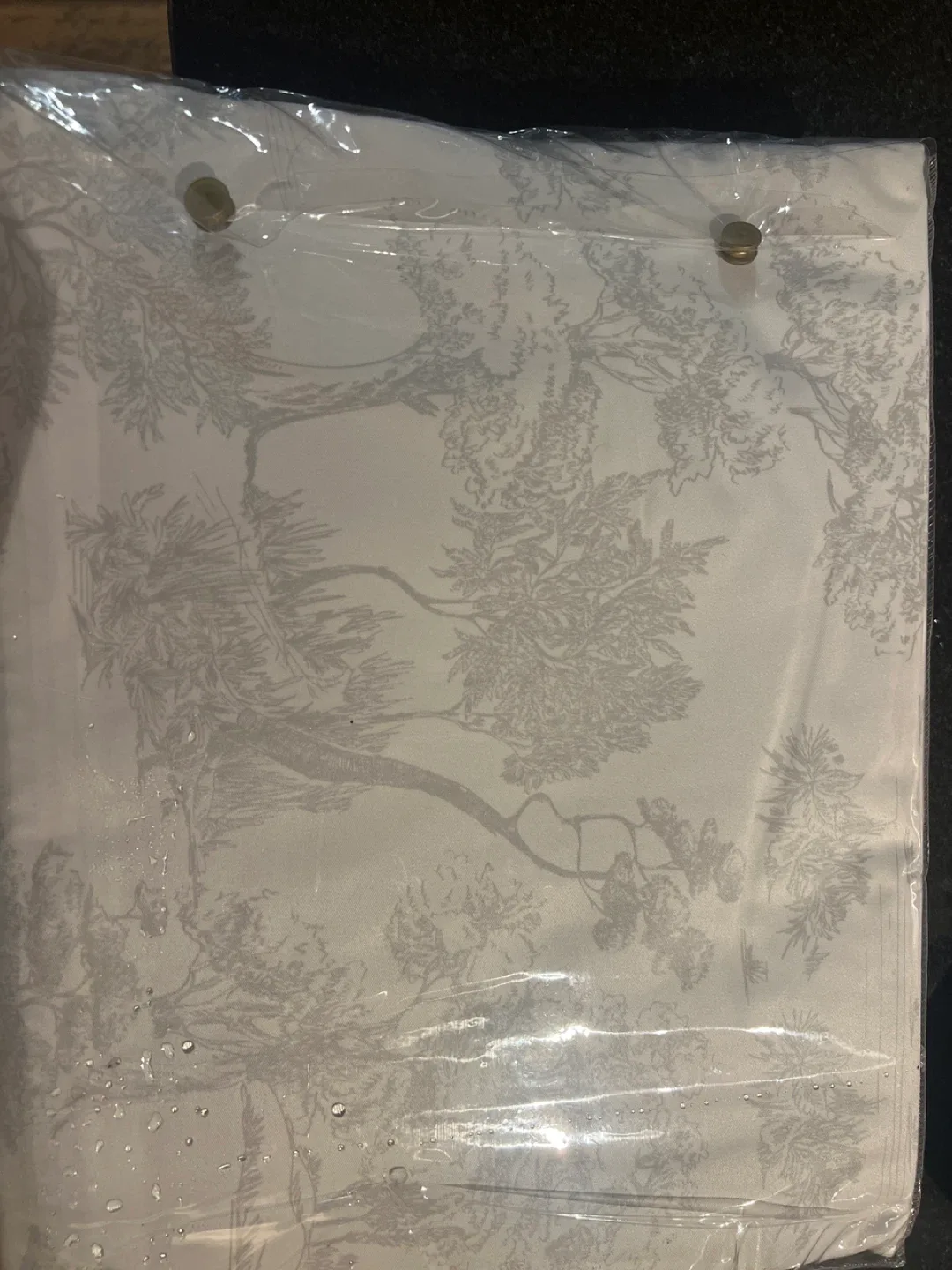 Brand new 4 pcs bedding pickup @DT image indicator(6)