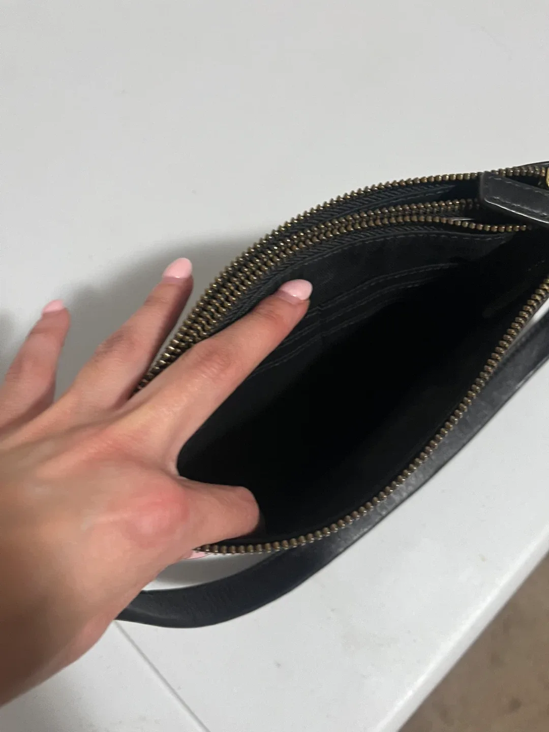 Fossil Black Leather Handbag image indicator(4)